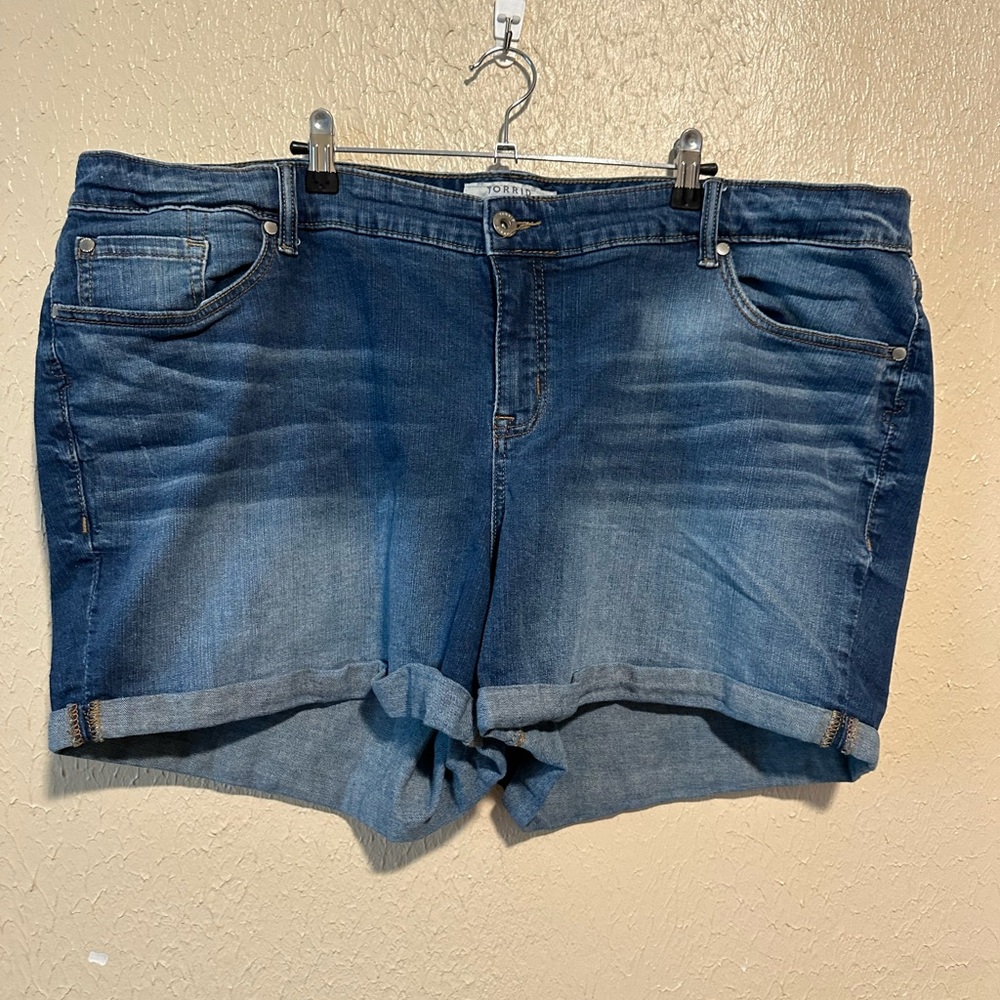 Torrid Denim Shorts Size 26 Plus Size